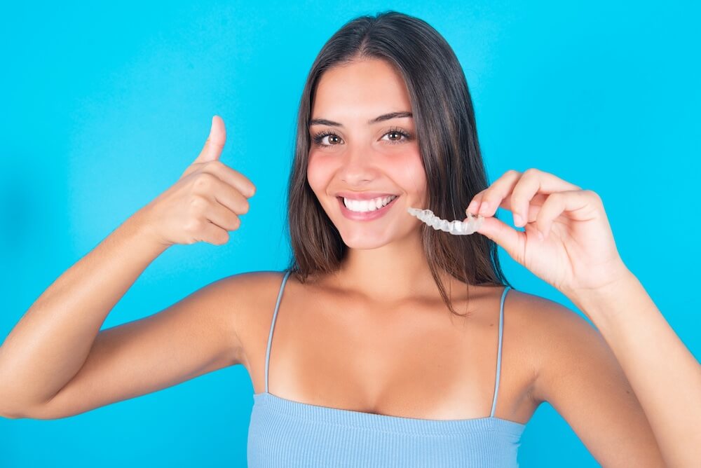 Invisalign and Weight Loss: How Eating Habits Shift